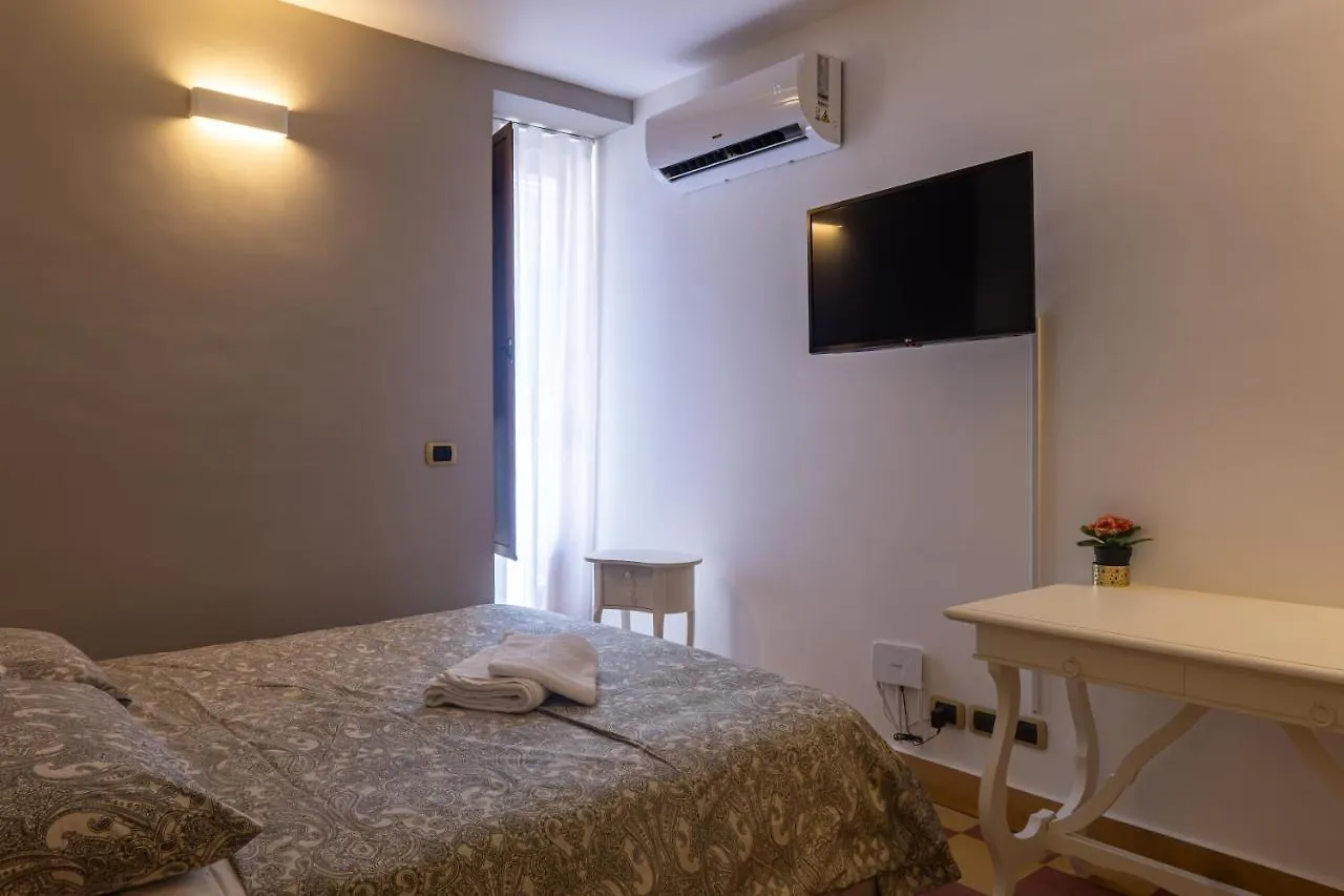 Mi Tu Apartments Katánie 0*,  Itálie