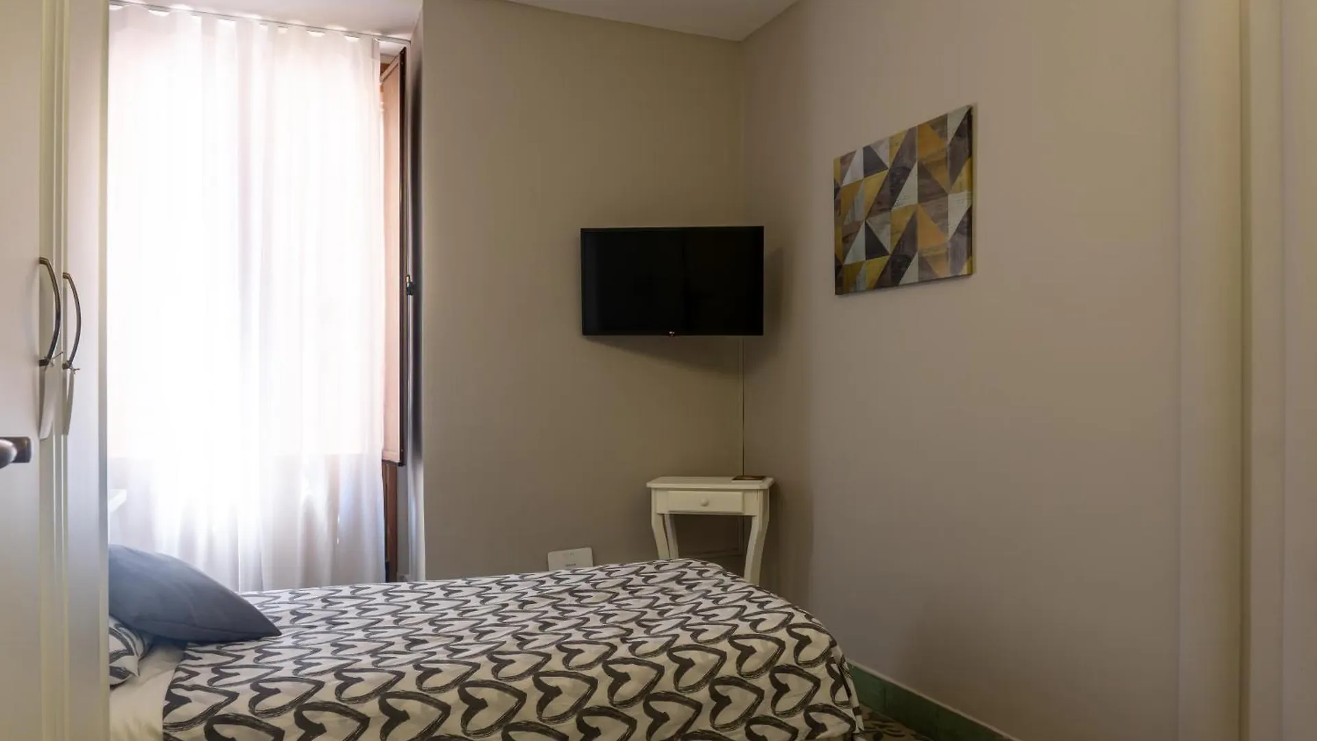 Mi Tu Apartments Katánie Penzion