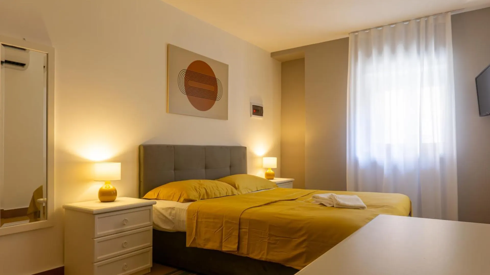 Mi Tu Apartments Katánie