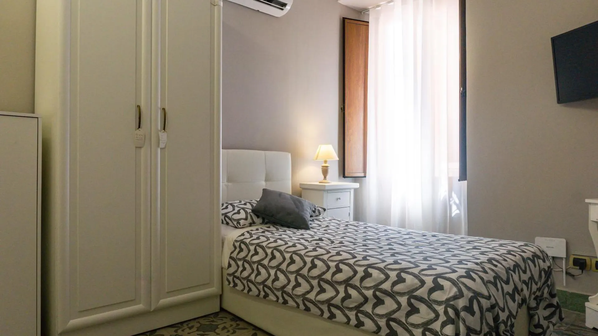 Mi Tu Apartments Katánie Itálie